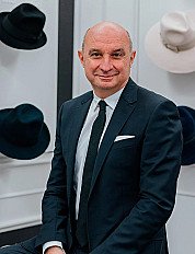 Borsalino se diversifica en el segmento de la marroquinería de la mano del fabricante suizo Gamat