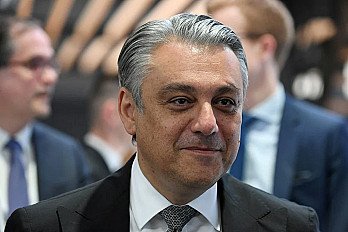 Kering firma un trimestre de récord en bolsa mientras De Meo traza el plan de resurgimiento de Gucci