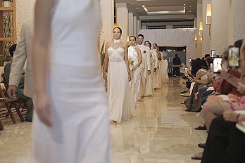 Benito Santos presenta una colección nupcial para playa en The One Bridal by Vogue