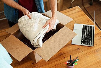 La moda de segunda mano alcanzó los 227 000 millones de dólares en 2024, según PwC