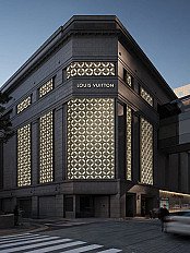 Pietro Beccari, al habla sobre su nuevo cargo y cómo convertir la cultura en negocio en Louis Vuitton