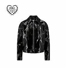 La mexicana Desserto y Coperni destacan en los PETA Vegan Fashion Awards 2025