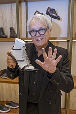 Gran Vía acompaña la primera visita de Giuseppe Zanotti a México