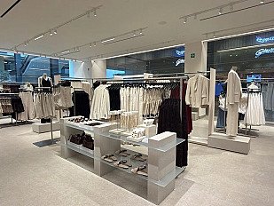 H&M sube la persiana en Plaza Satélite