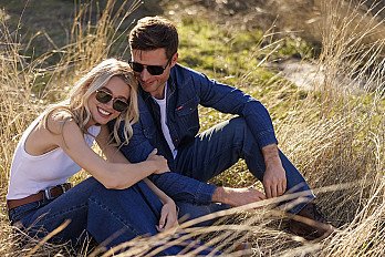 Wrangler entra en la categoría de óptica mediante una alianza con FGX International